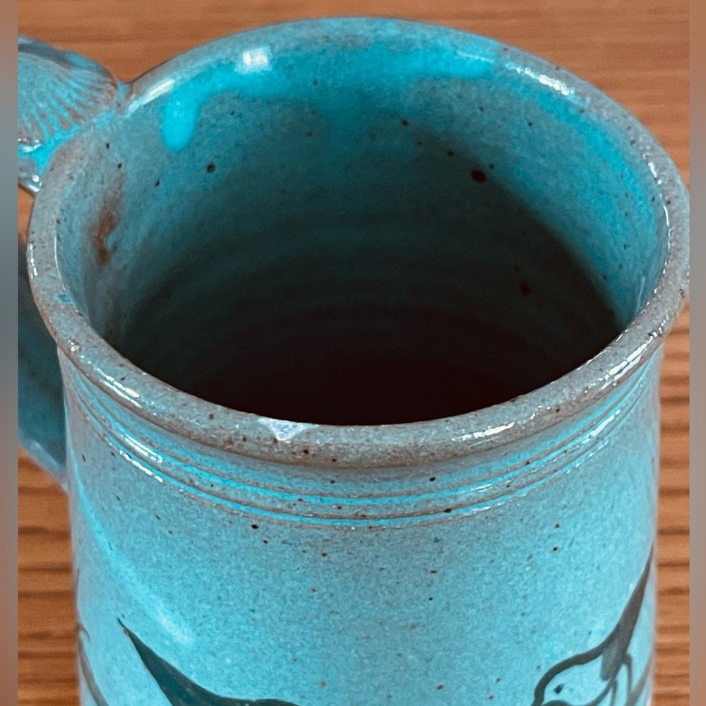 Vintage Sanibel Art Pottery Hand Painted Sandpiper made in the USA 4” H, 3.5” W - Picture 14 of 15